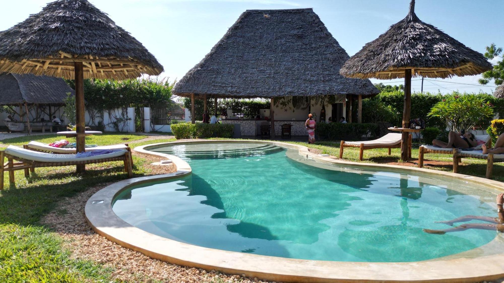 Miti Beach Bungalows 南威 外观 照片